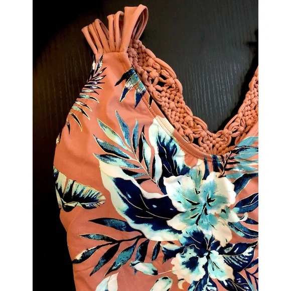 Tropical Floral One Piece Swimsuit / Bathing suit with Macramé Back Medium. - Picture 4 of 7